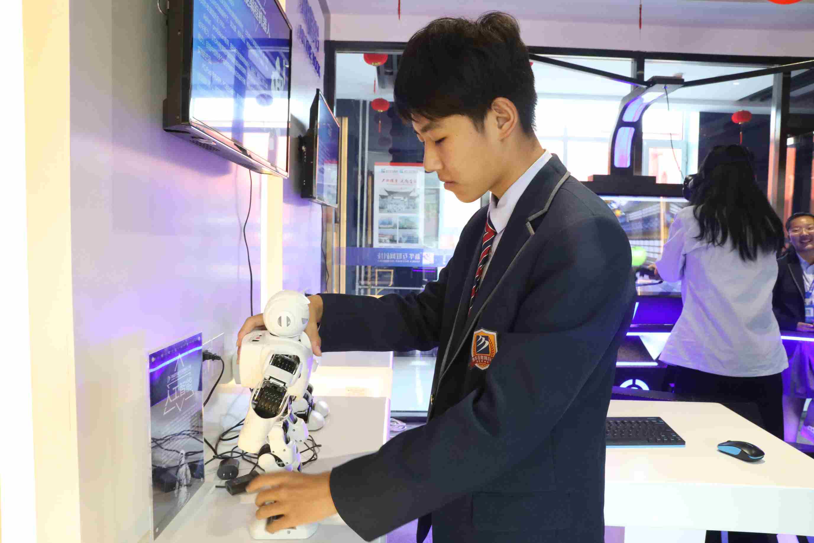 2021�껥(li��n)�W(w��ng)�ИI(y��)߀�ǟ��T(m��n)�ИI(y��)�᣿�͘I(y��)ǰ����Σ�